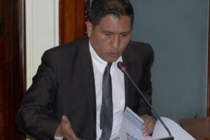 Ministro de Salud Jeyson Auza investiga donaciones Covid-19