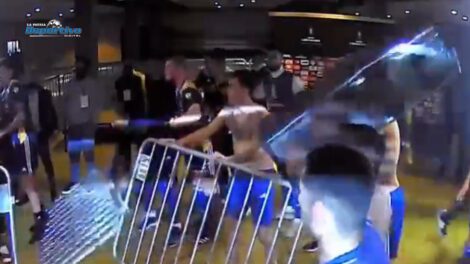 Incidentes en el túnel del Mineirao tras el partido de Boca Juniors