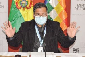 Tráfico de cargos en educación por Adrián Quelca