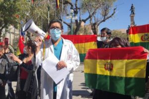 Ley de Emergencia Sanitaria y protesta del Sirmes en La Paz