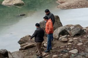 Contaminación de río en Bermejo por YPFB