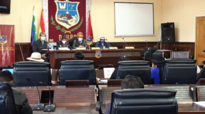 Bloqueo indefinido en Oruro