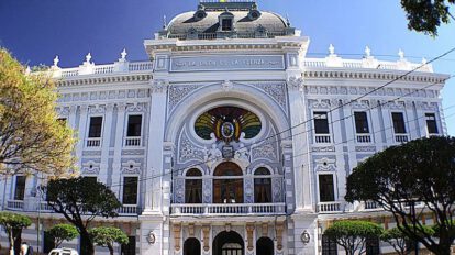 Bancada chuquisaqueña de CC rechaza decisión de celebrar el 6 de Agosto en La Paz
