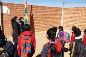 Escuelas nuevas en Oruro con carpeta en la UPRE