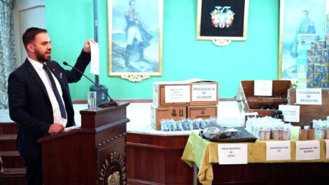 Contrabando agravado de pertrechos en Bolivia