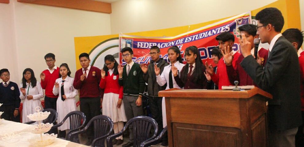 Nueva directiva de Estudiantes de Secundaria de Oruro