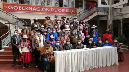 Dañan domos del Salar de Thunupa