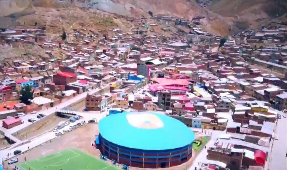 Huanuni aniversario con desfile y sesión de honor