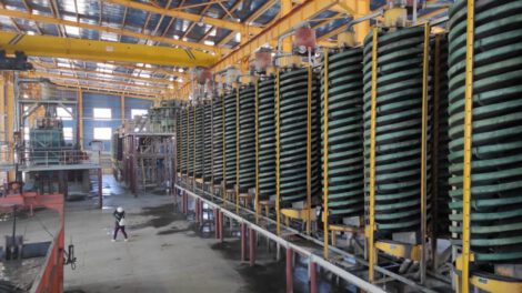 Planta Lucianita reinicia operaciones en Huanuni
