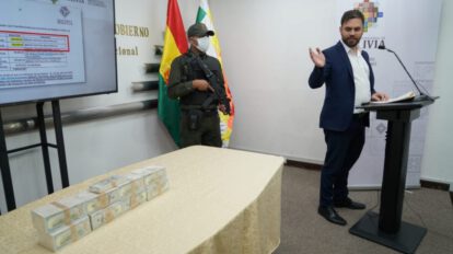 Recuperan dinero de compra irregular de gases lacrimógenos