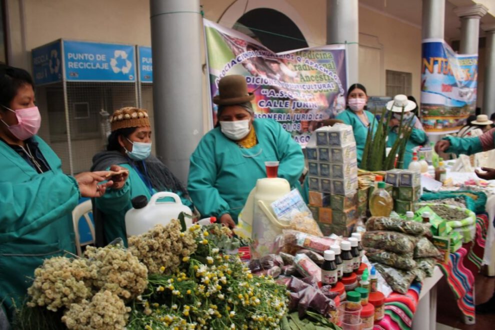 Promueven el uso de la medicina tradicional
