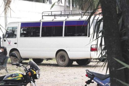 Inmigrantes haitianos encontrados en vehículo de Uagrm
