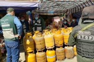 Decomiso de garrafas de GLP en Quillacollo