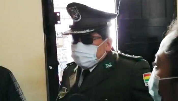 Policía acusado en el caso motín solicita reprogramar juicio por Covid-19