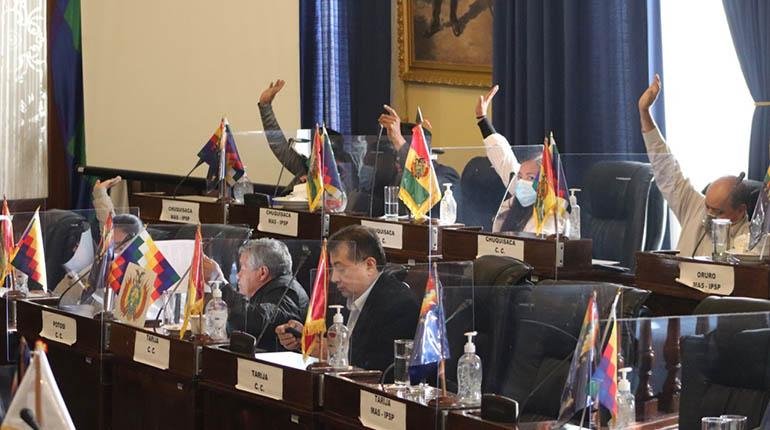 Ley de Estrategia Nacional de Lucha contra la Legitimación de Ganancias Ilícitas