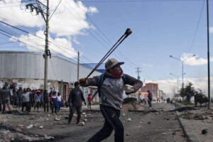 Amenazan a un periodista que cubre investigaciones sobre la crisis de 2019