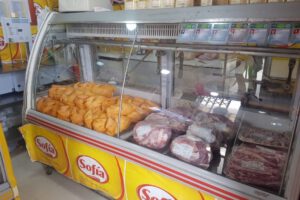 Vuelos solidarios de pollo llegaron a Oruro