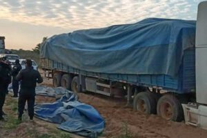 Contrabando en Santa Cruz: Camión con 47 toneladas de mercadería incautada