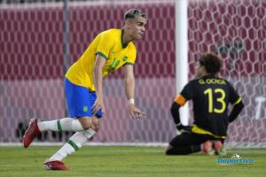 Brasil vence a México en los penales