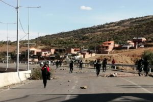 Desbloqueo en Valle Alto