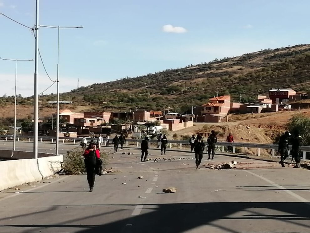 Desbloqueo en Valle Alto