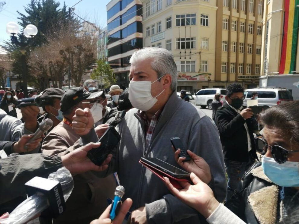 Política de derroche de recursos públicos en Bolivia