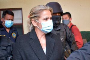 Detención preventiva de Añez por seis meses