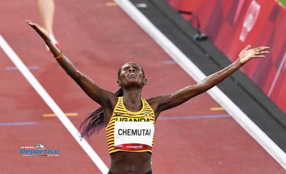 Chemutai gana el oro en la prueba 3.000 obstáculos damas