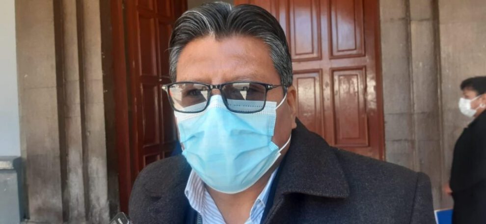 Empresas públicas en Oruro según Cecilio Pérez