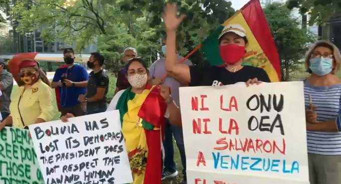 Protestas en embajada de Bolivia en EE.UU. contra el Presidente Luis Arce
