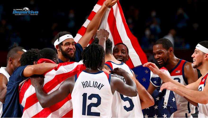 Festejo de los norteamericanos por la conquista de la medalla de oro en el baloncesto