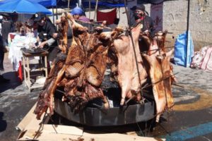 Feria de platos bandera en Oruro
