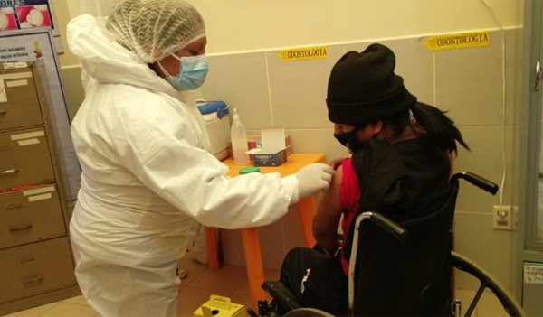 Vacunación Covid-19 personas con discapacidad en El Alto