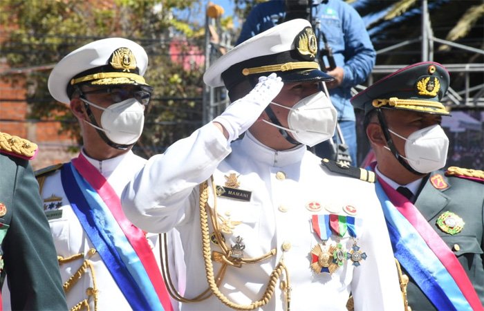 Fuerzas Armadas Bolivia en el Juramento a la Bandera