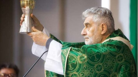 Monseñor Gualberti invita a la población a acercarse a Dios