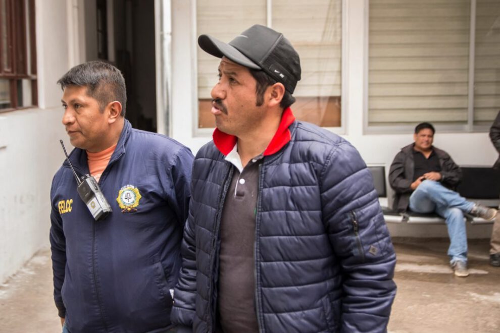 Gobernador de Chuquisaca Esteban Urquizu declara ante el Ministerio Público en quechua