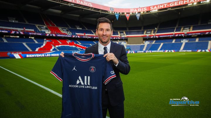Messi jugador del PSG con la dorsal 30