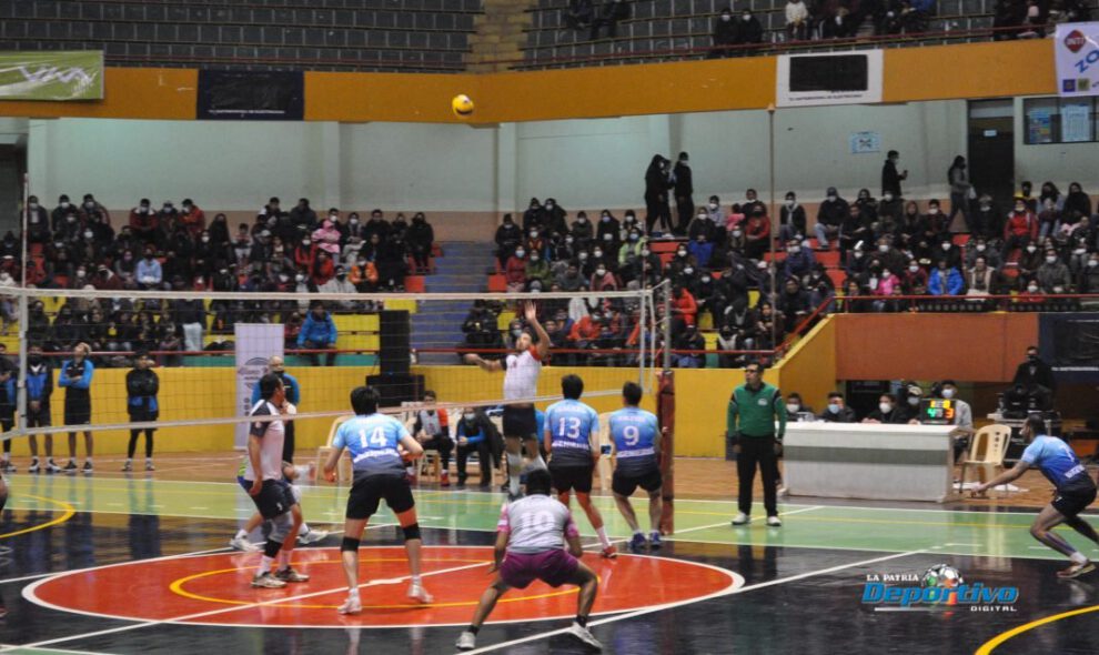 El plantel valluno hizo gala de su poderío ofensivo para vencer a Ingenieros en la Liga Superior del Voleibol Boliviano