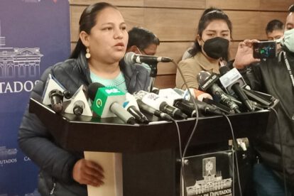 Suspensión de legisladores opositores por el MAS