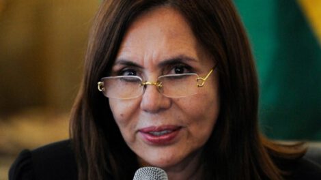 La excanciller Karen Longaric en Alemania