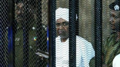 Omar al Bashir en 2019 en Jartum, Sudán
