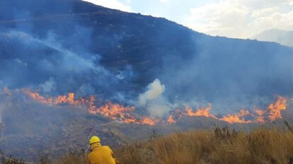Incendio en los Andes del Perú