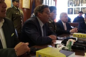 Acuerdo entre Gobierno y dirigentes de El Alto para indemnizaciones