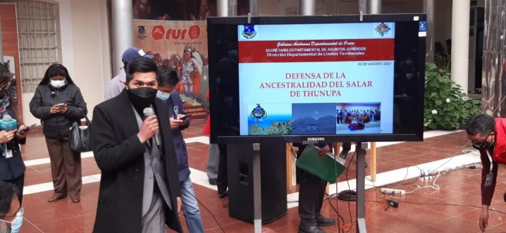 Defensa del salar de Thunupa en Oruro