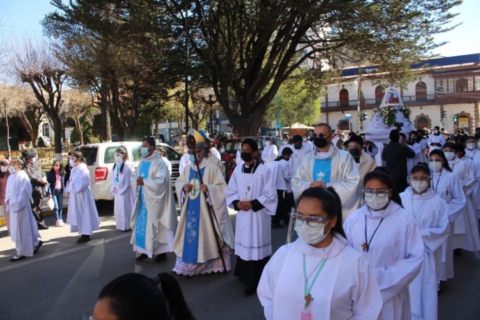 Procesión de la Virgen de la Asunta en Oruro