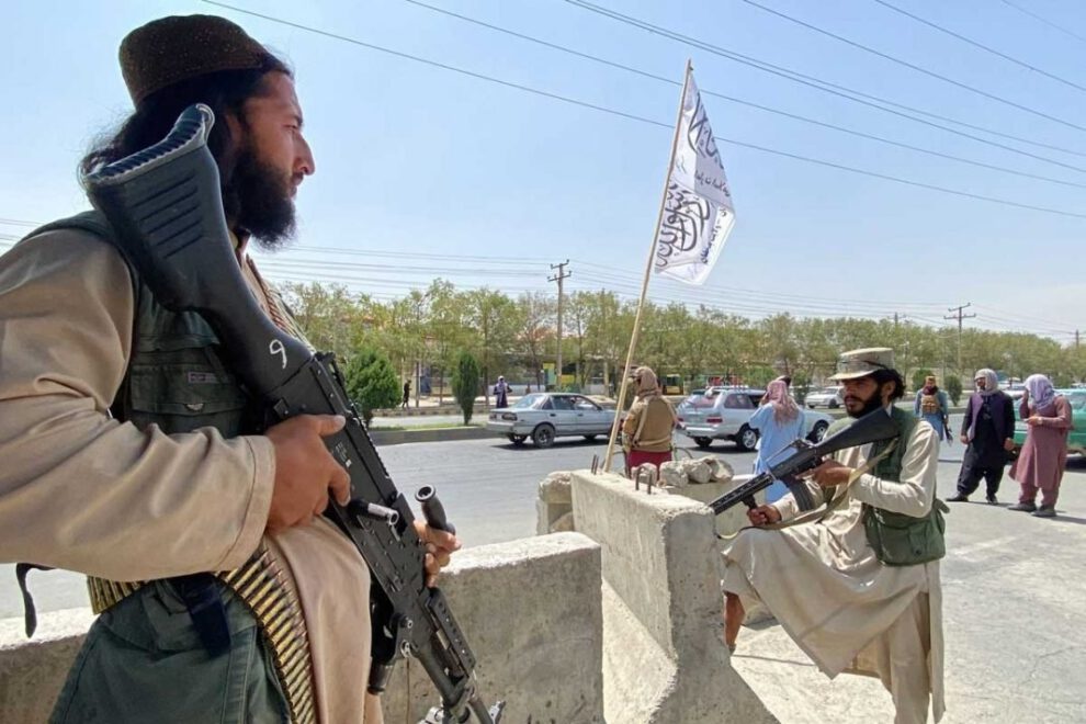 Control de talibanes en aeropuertos