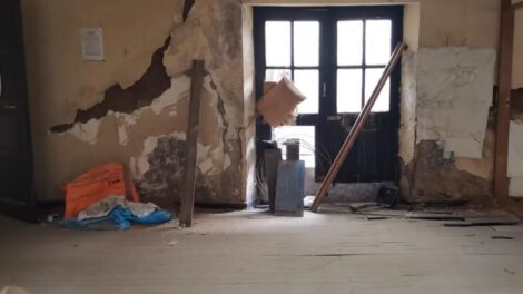 Casa antigua de Correos en riesgo de colapso