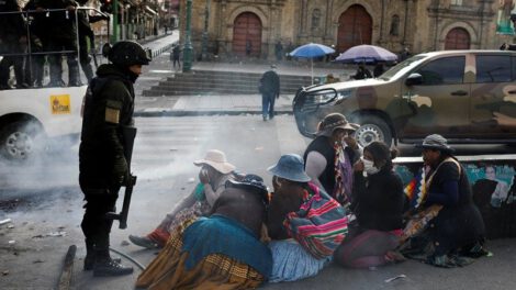 Investigación a policías por masacres de Senkata y Sacaba