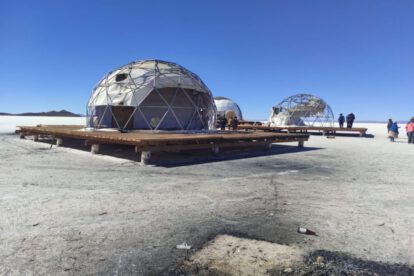 Reactivación del turismo en Jirira tras la quema de domos