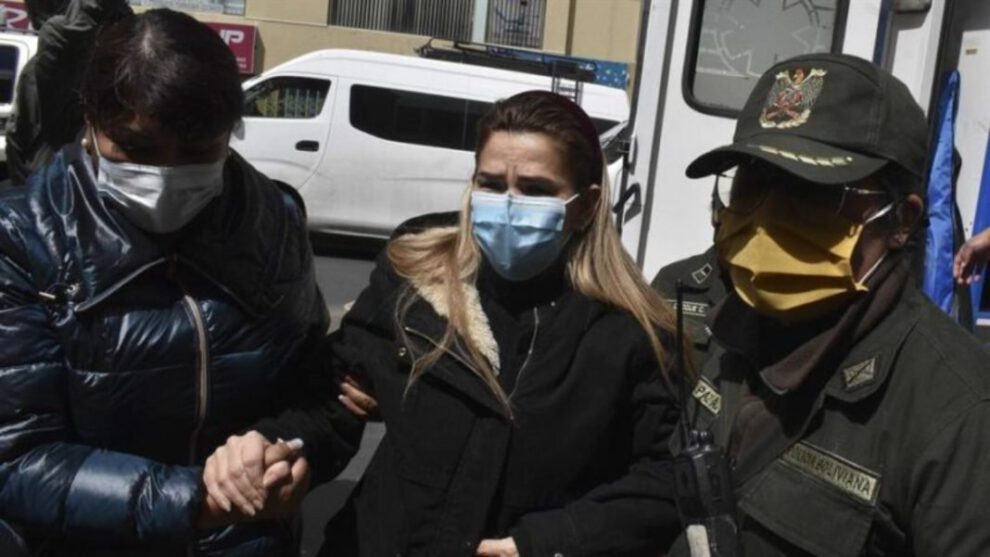 Salud de Jeanine Añez estable según Régimen Penitenciario